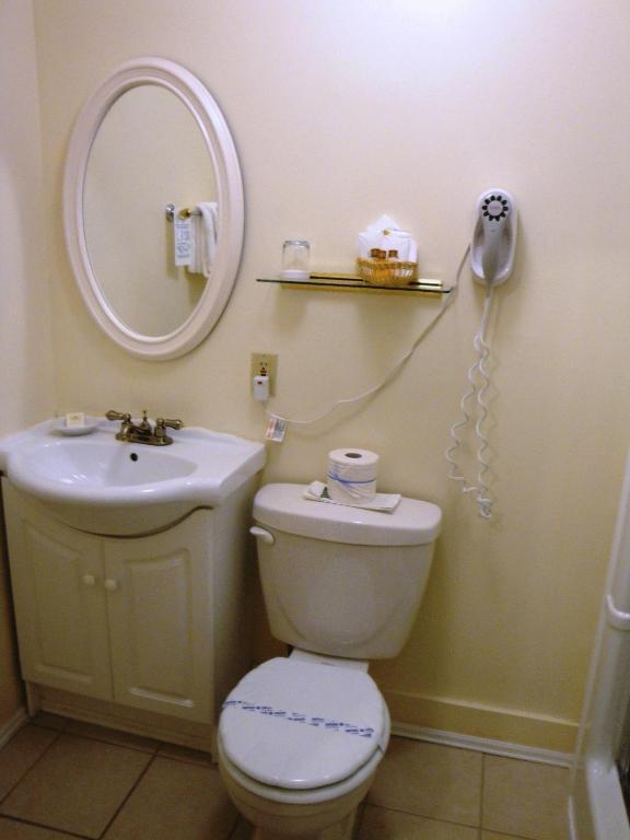 Halifax Waverley Inn חדר תמונה